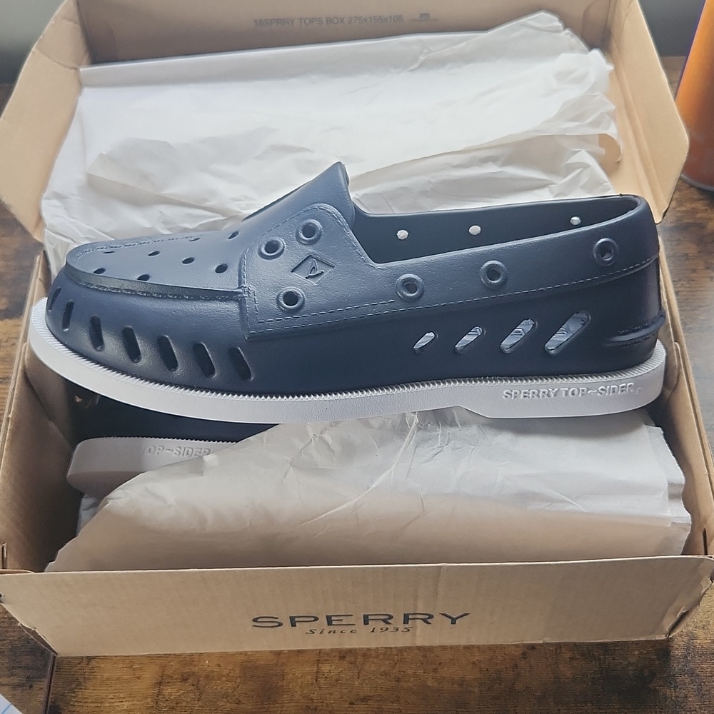 Sperry Size 7 Float Boat Shoes